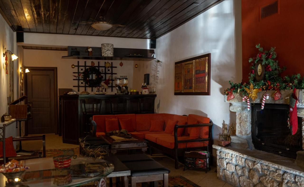 Evilion Traditional Inn Plakoton Exteriér fotografie